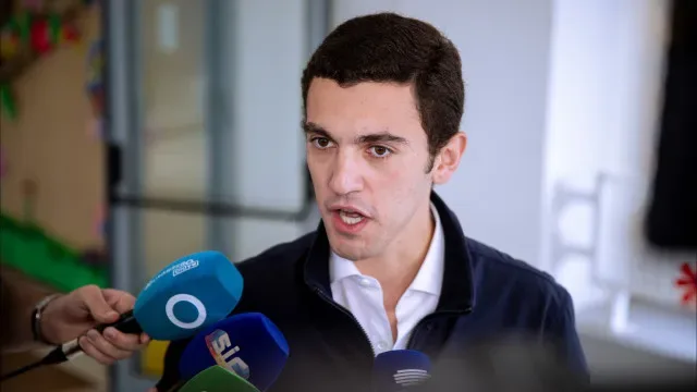 Bugalho aponta "hipocrisia" ao PS e garante: "Neves não é um problema"