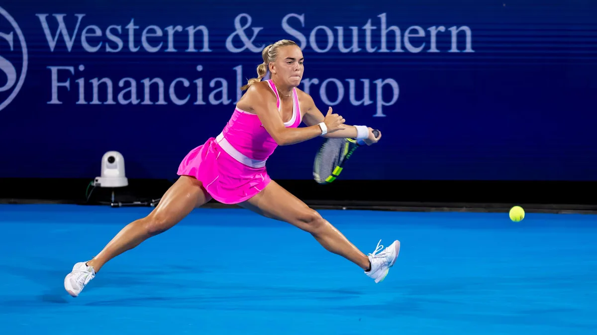Mega-Überraschung gegen Sabalenka - Tschechin (1,57 m) gelingt Tennis-Sensation