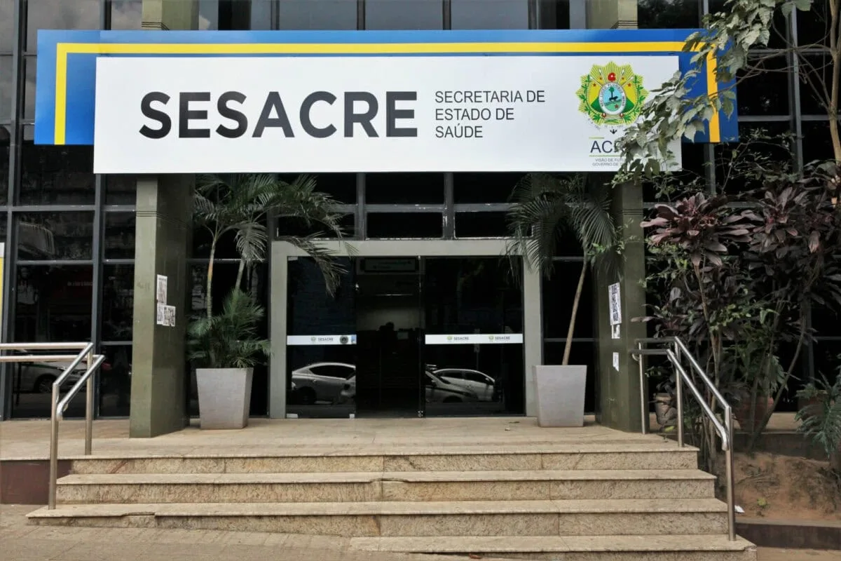 Sesacre rebate criticas de Adaiton Cruz e esclarece critérios de pagamento do TFD