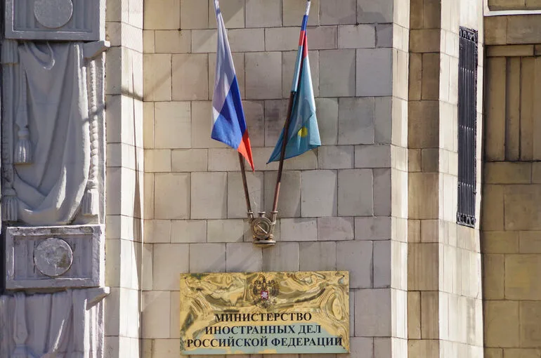 МИД РФ: Запад шантажирует Армению в вопросе железнодорожной концессии