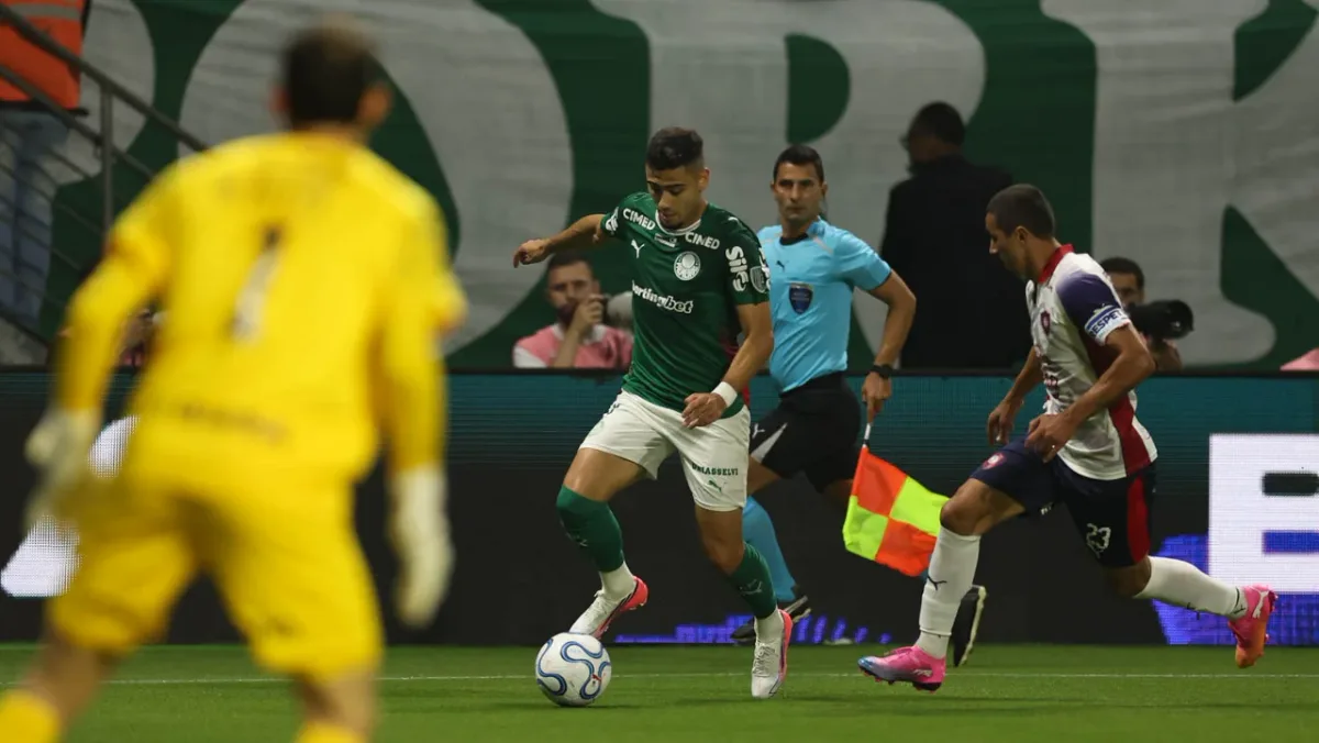 Análise: Palmeiras empilha chances perdidas, e vê desatenção no apagar das luzes sair caro