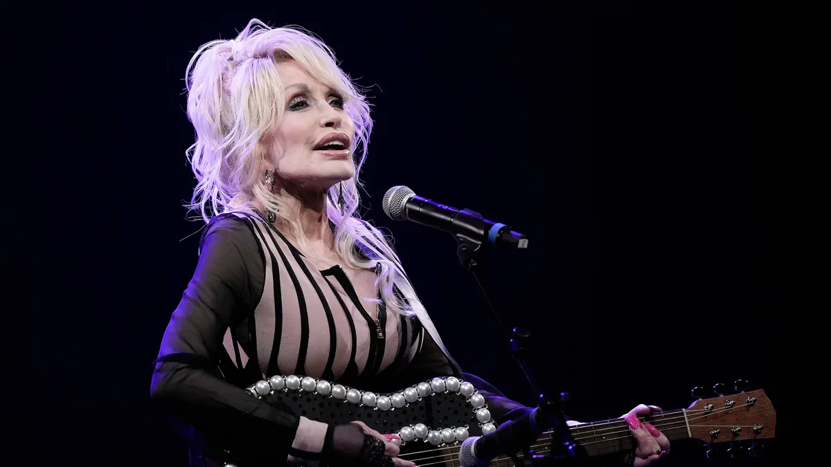 Revelada la causa de la muerte de Dolly Parton: la cantante falleció tras una “breve lucha contra el cáncer”
