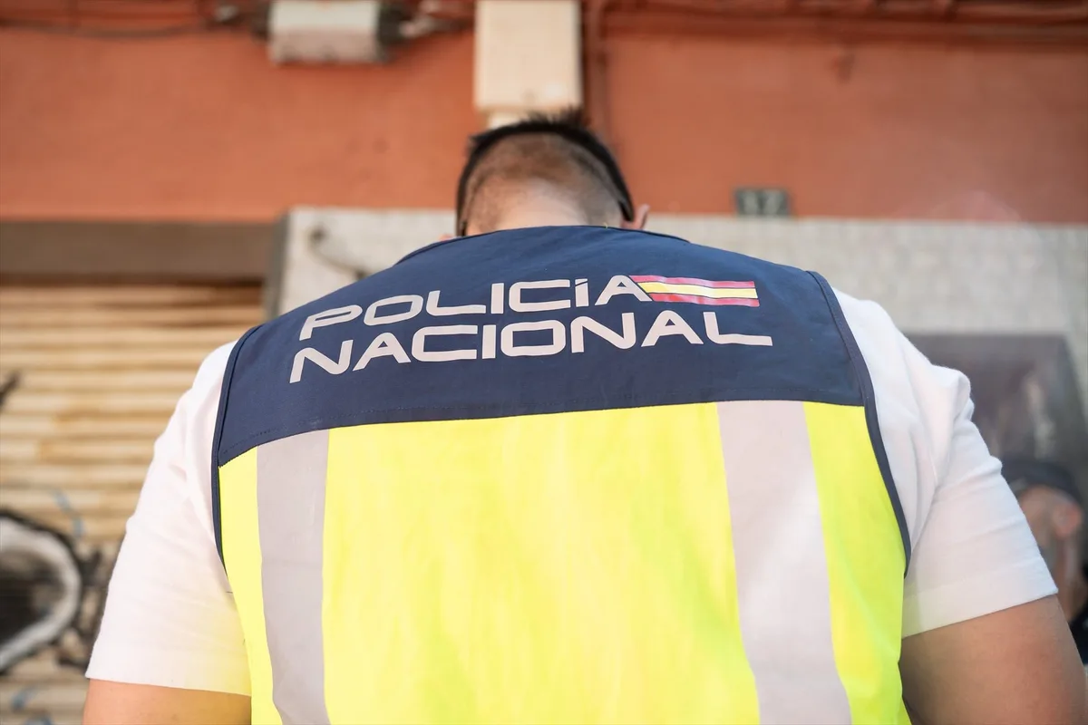 Jornadas de 12 horas por 1.000 euros al mes y sin vacaciones: la policía detiene a un empresario en Mallorca por explotación laboral