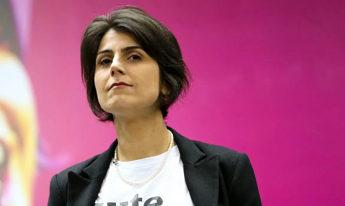 Manuela d’Ávila aparece à frente em disputa pelo Senado no RS, aponta Paraná Pesquisas