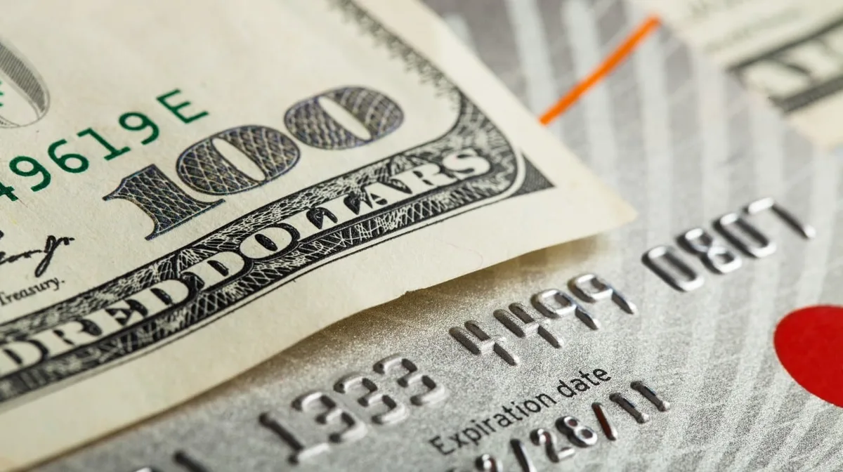 Dólar oficial y dólar tarjeta: banco por banco, a cuánto cotizan este viernes 21 de agosto