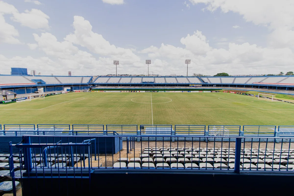 Anápolis x Santa Cruz: onde assistir ao vivo, horário e escalações