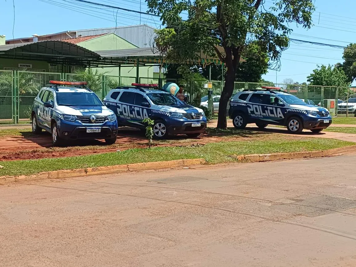 Professor de química é afastado após aluna denunciar assédio em escola