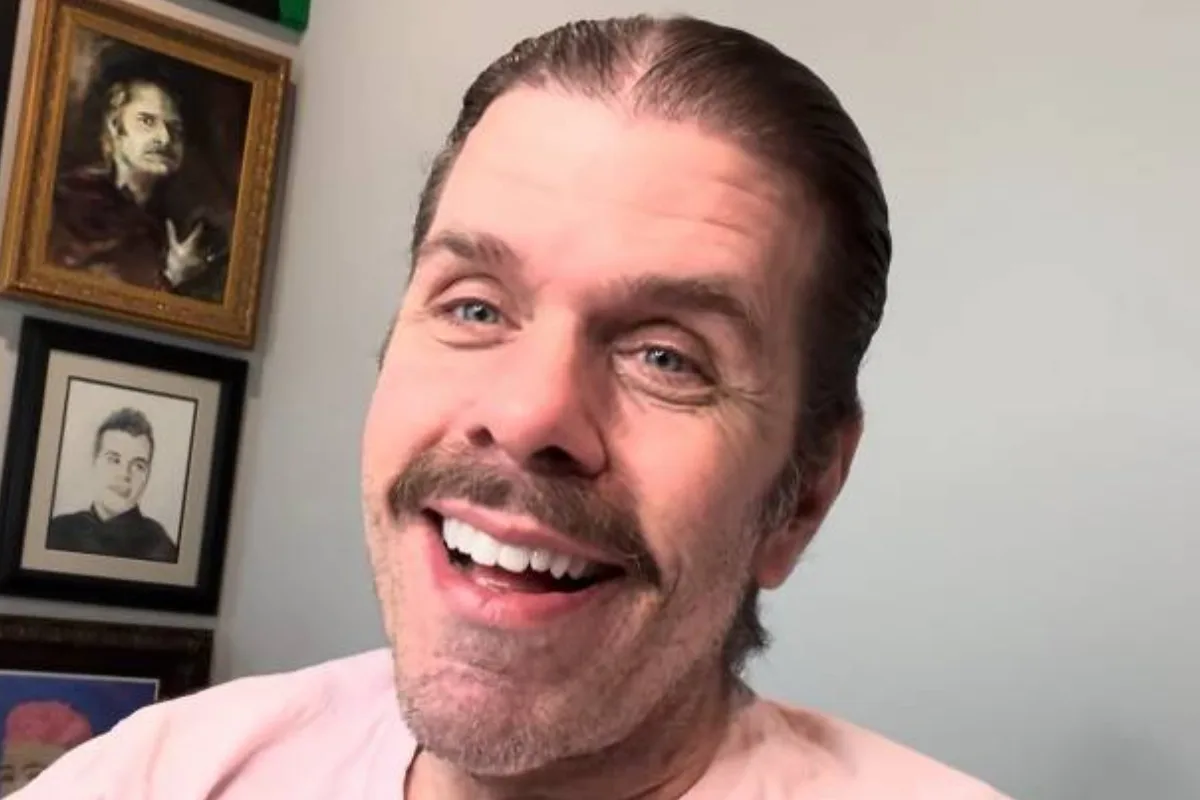 Perez Hilton será internado em clínica psiquiátrica após automutilação
