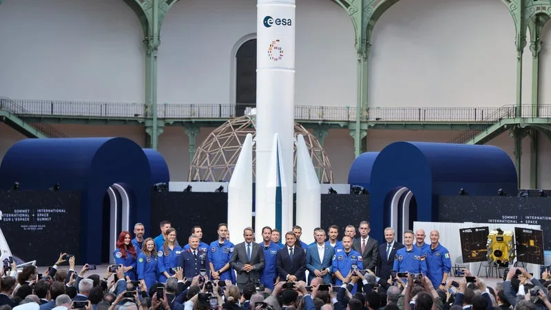 Les Russes sont de plus en plus menaçants là-haut: face à la recrudescence "d'actions inamicales" dans l'espace, l'Europe doit vite développer ses systèmes de défense
