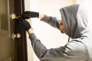 Dúvida sobre identificação de criminoso motiva absolvição de réu