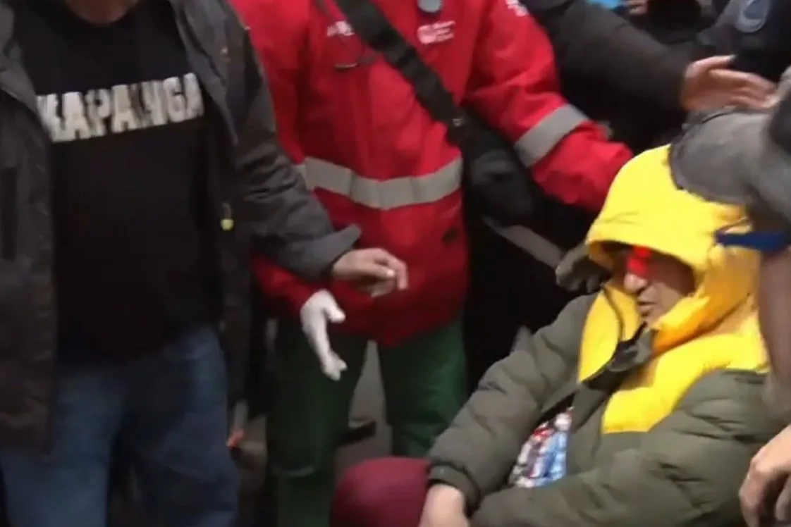 Pity Álvarez se descompensó en pleno juicio y se lo llevaron en silla de ruedas y en ambulancia