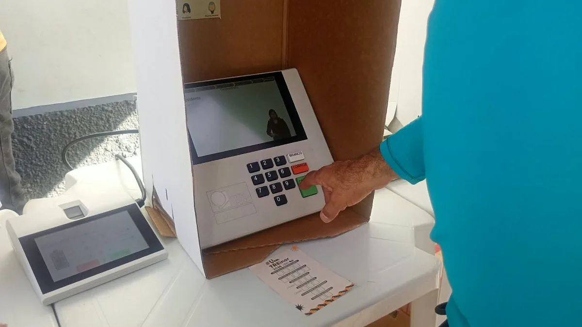 Eleições 2026: TRE leva urna eletrônica ao Ver-o-Peso para treinar eleitores em Belém; veja datas e locais