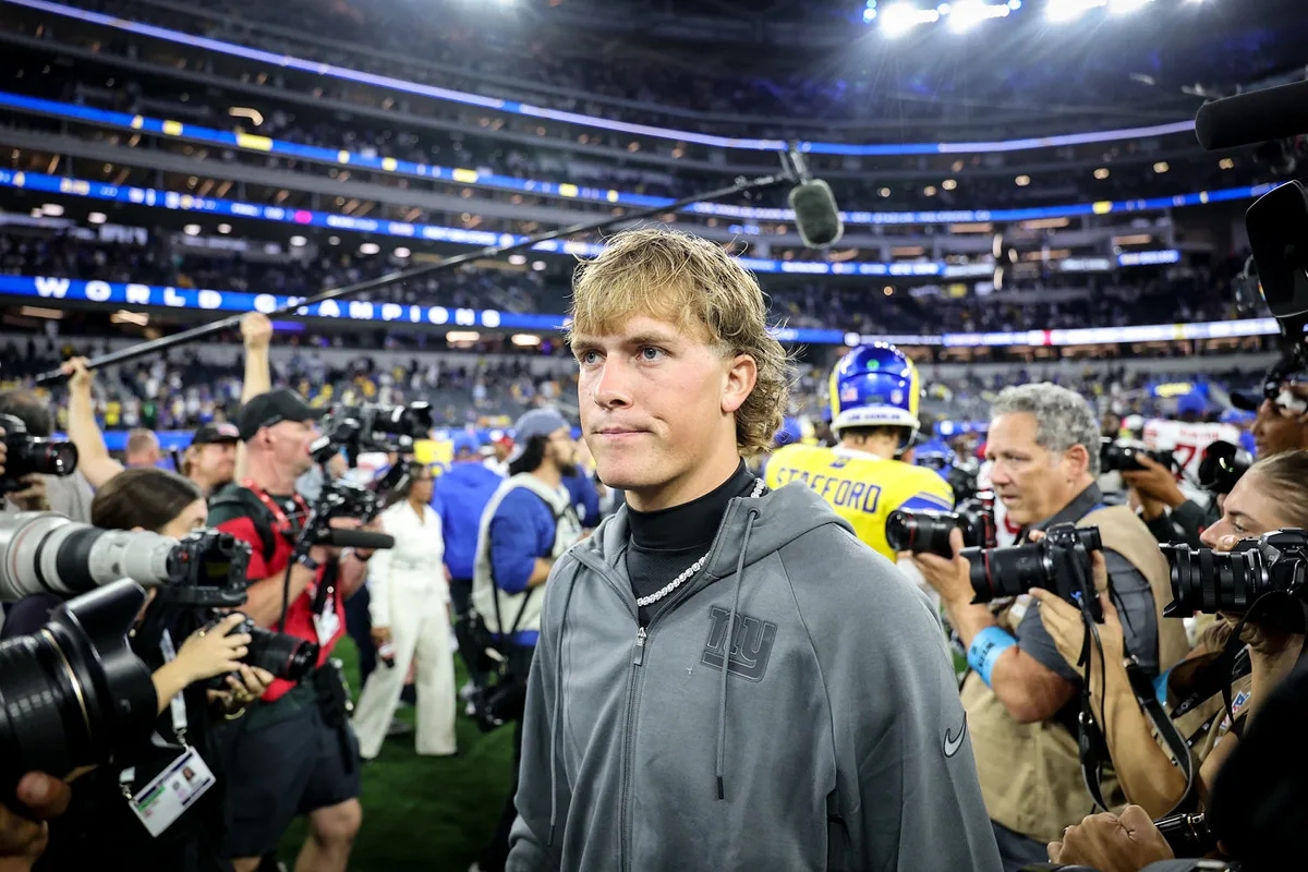 Giants quarterback Jaxson Dart to undergo season-ending knee surgery, reports say
