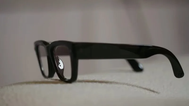 Controversial smart glasses cleared for Australia amid privacy overhaul