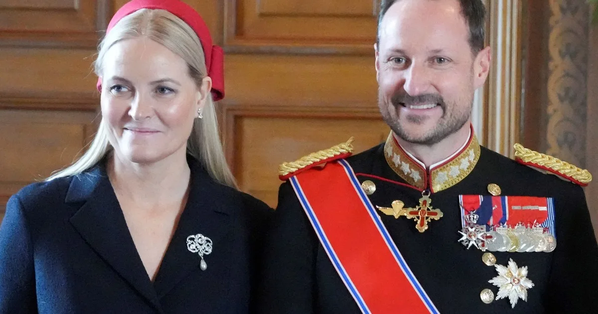 Funeral de Harald V: la Casa Real de Noruega estará más de un mes de luto, mientras crecen las dudas sobre la reina Mette-Marit