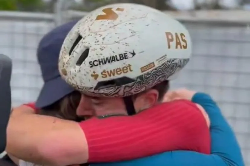 Le Danois Magnus Bak Klaris sacré champion du monde de gravel