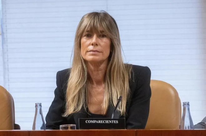 Moncloa acusa a Peinado de lawfare’ tras abrir juicio oral a Begoña Gómez: Persecución judicial por ser la mujer del Presidente