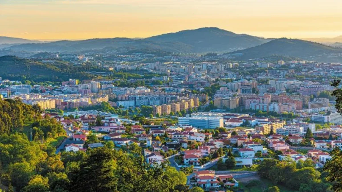 Qual é a rua mais cara do seu distrito? Veja o top 10 nacional!