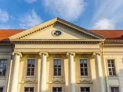Unschuldige in Haft gebracht: Justizkomplex Josephine R. - Ex-Freundin wegen Falschaussagen verurteilt