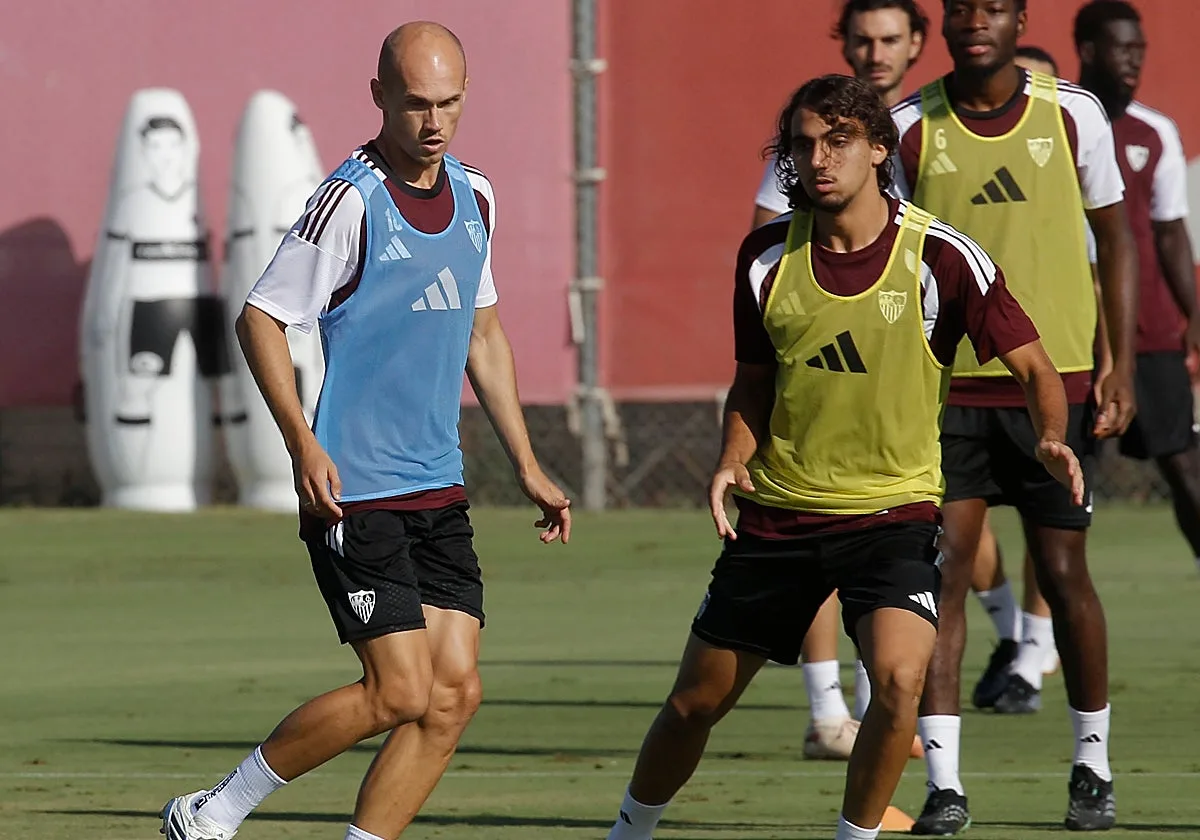 Guridi, otro lesionado más para el Sevilla FC tras el parón liguero