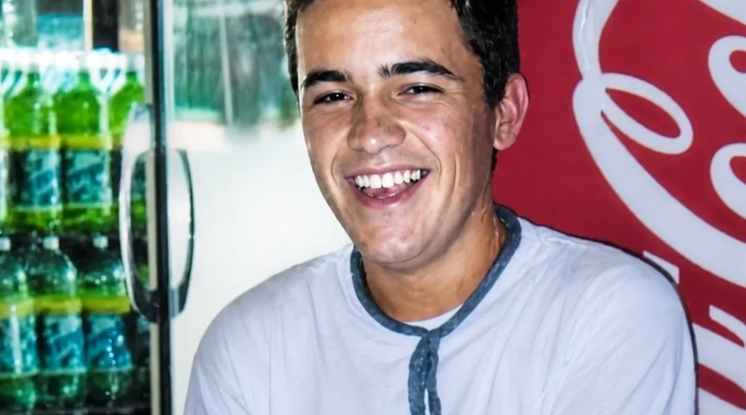 Lo “cazaron” rumbo al colegio, lo mataron y su familia lo siguió esperando durante 38 días: a 24 años del caso Diego Peralta