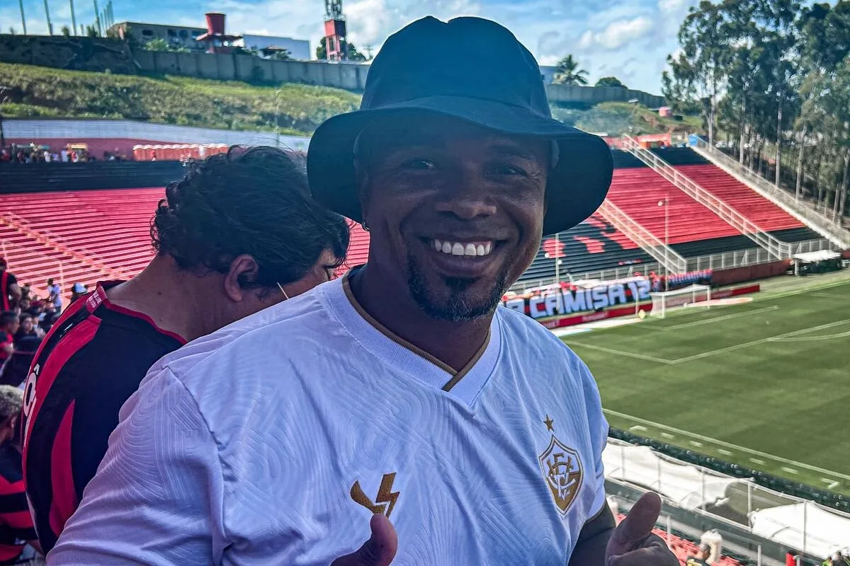 Ídolo do Vitória projeta BaVi no Barradão e manda dicas para Renê