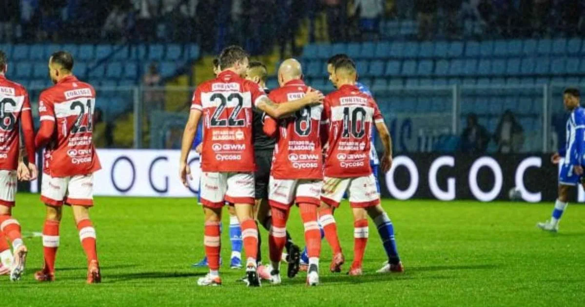 Ex-Flamengo de dupla nacionalidade dá vitória ao CRB na Série B