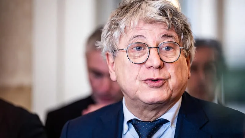 "Une attaque contre ceux qui ont gardé un peu de pouvoir d'achat": Eric Coquerel assure que le gel partiel des pensions de retraite serait "stupide dans une période de récession économique"