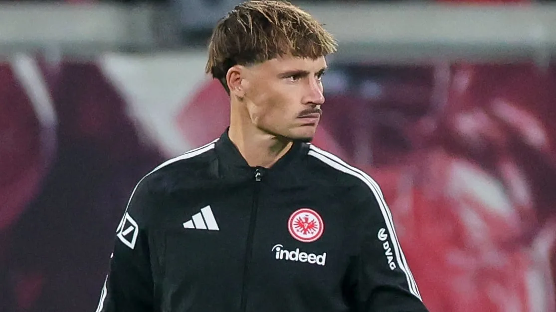 Nach Eintracht-Debakel - Koch trifft Kapitäns-Entscheidung