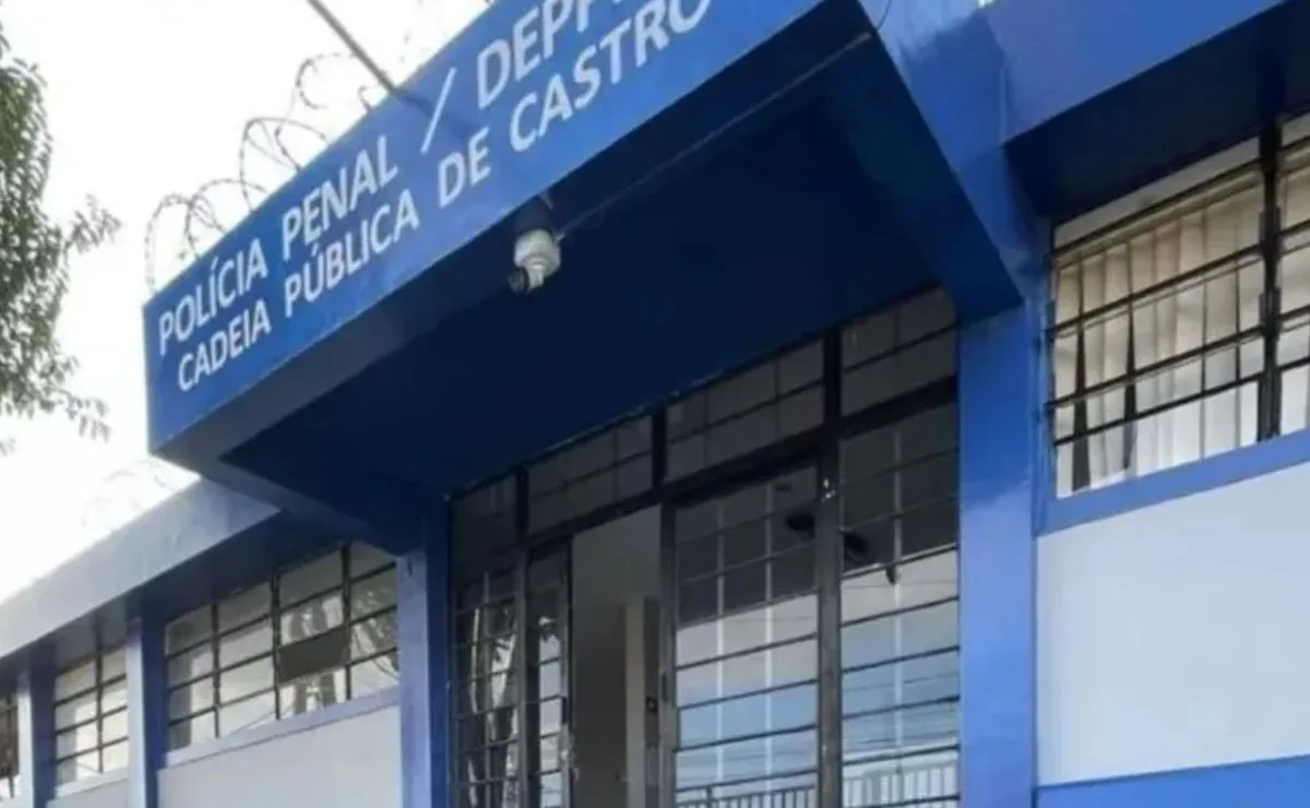 Presos fogem de cadeia em Castro, comemoram liberdade ao comprar cerveja e final surpreende