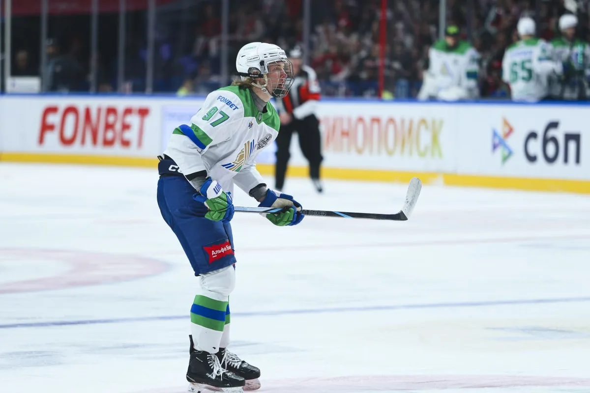 Жаровский — третий в списке лучших проспектов НХЛ до 23 лет по версии Sportsnet