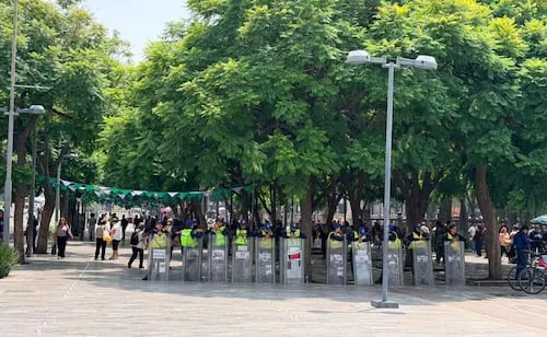 Alrededores de la Alameda Central permanecen libres de protestas de ambulantes; Gobierno de la CDMX mantiene operativo en el interior del parque