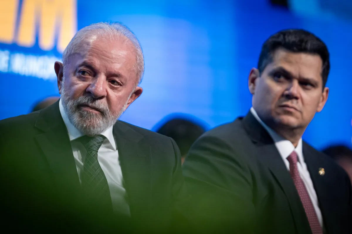 6x1: Lula pressiona Alcolumbre enquanto oposição e setores ensaiam reação