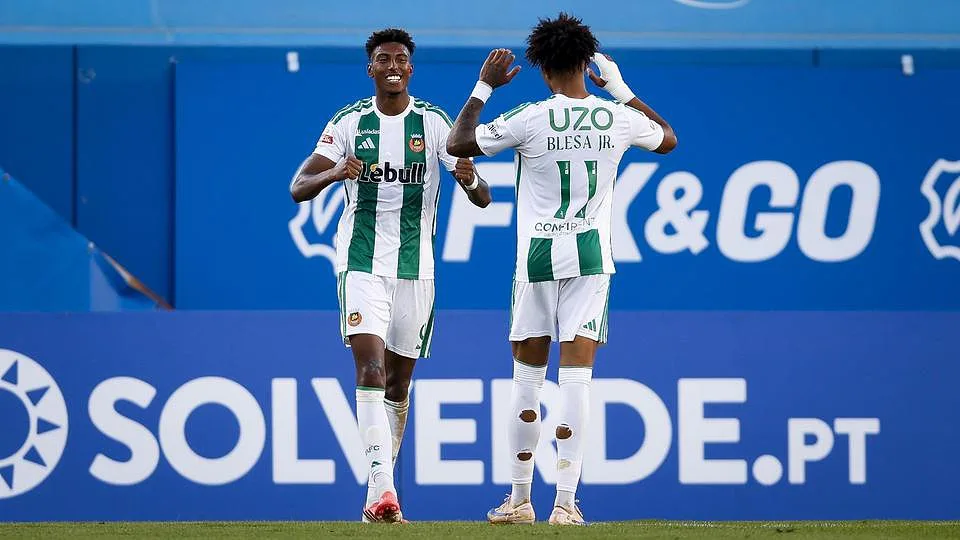 Rio Ave: dupla mortífera abriu o primeiro sorriso