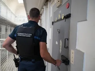 Un détenu agresse deux agents pénitentiaires à la maison d’arrêt de Saint-Brieuc, les syndicats demandent son transfert
