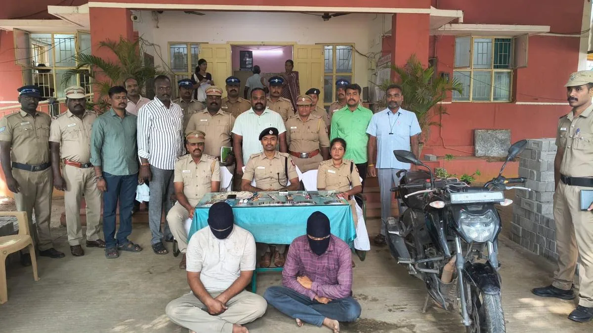 Two held for ATM card swapping theft in Namakkal; 361 cards seized