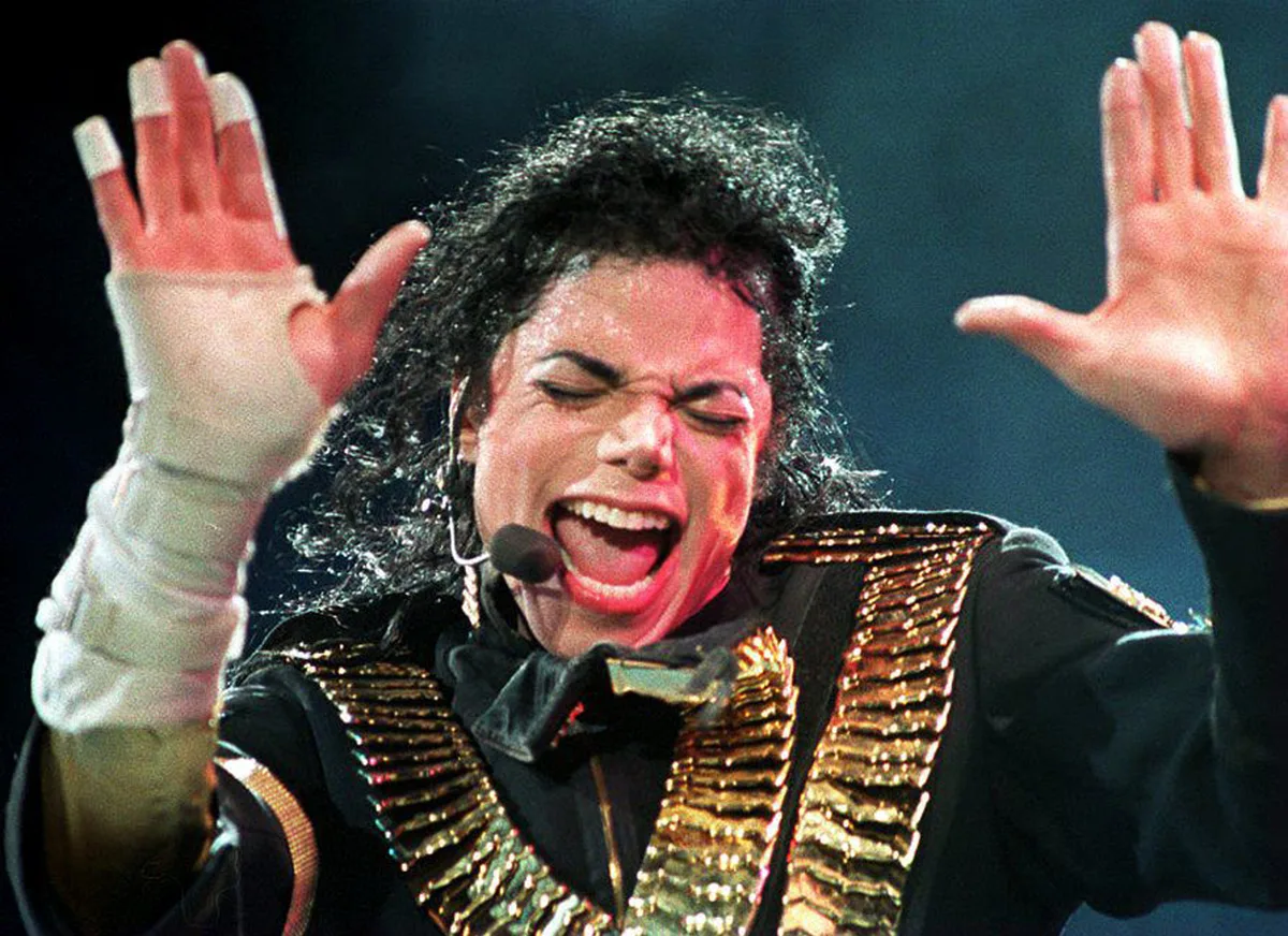 Justiça dos EUA decide que processo de abuso contra Michael Jackson será resolvido em arbitragem privada