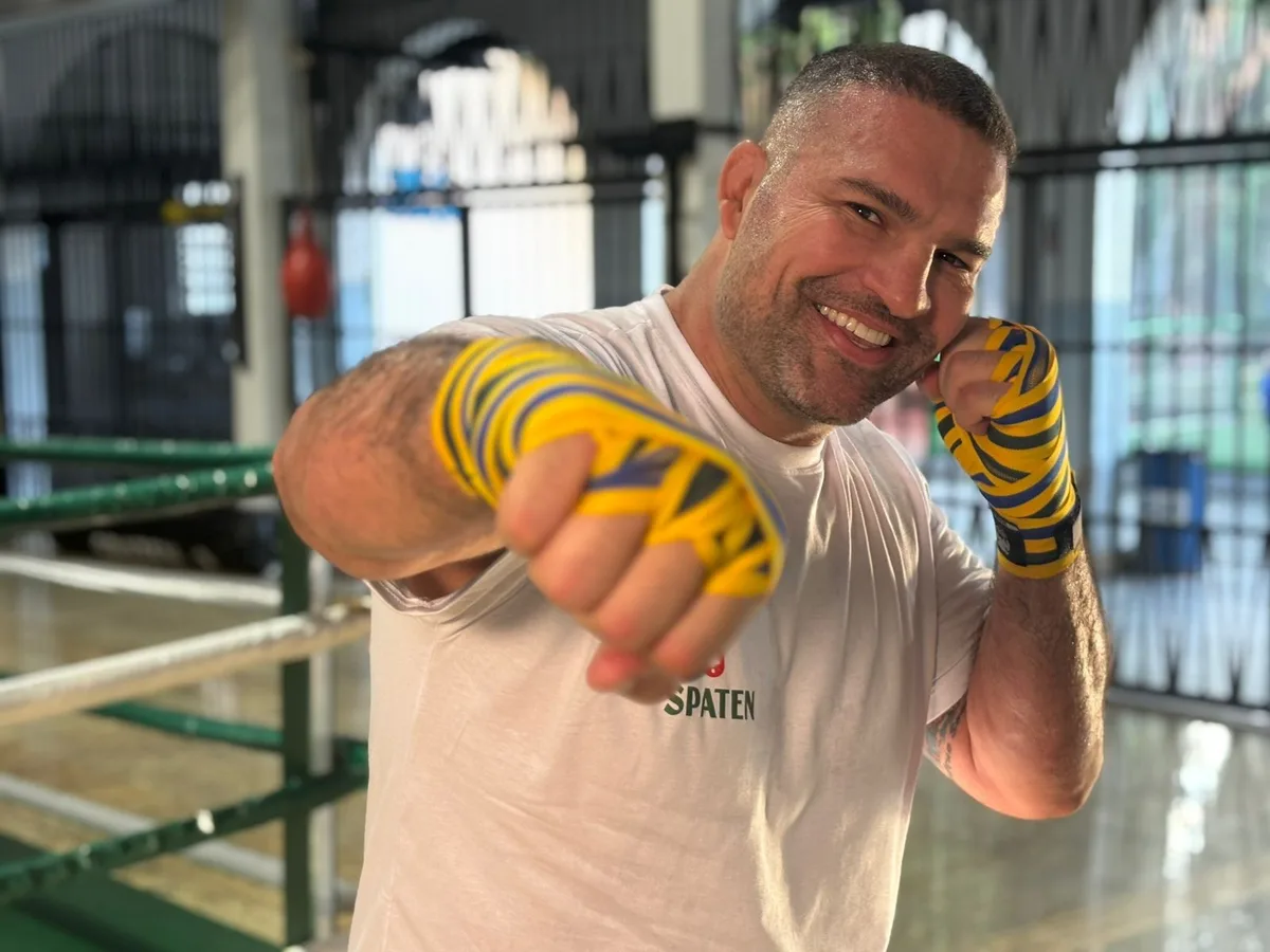 Shogun apresenta nova especialidade enquanto esteve longe dos ringues: "Minha terapia"