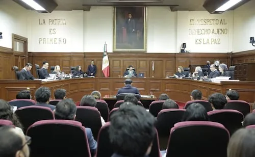 Entre protestas, Corte aplaza votación sobre candidaturas independientes en Michoacán; Grecia Quiroz pide a ministros recular