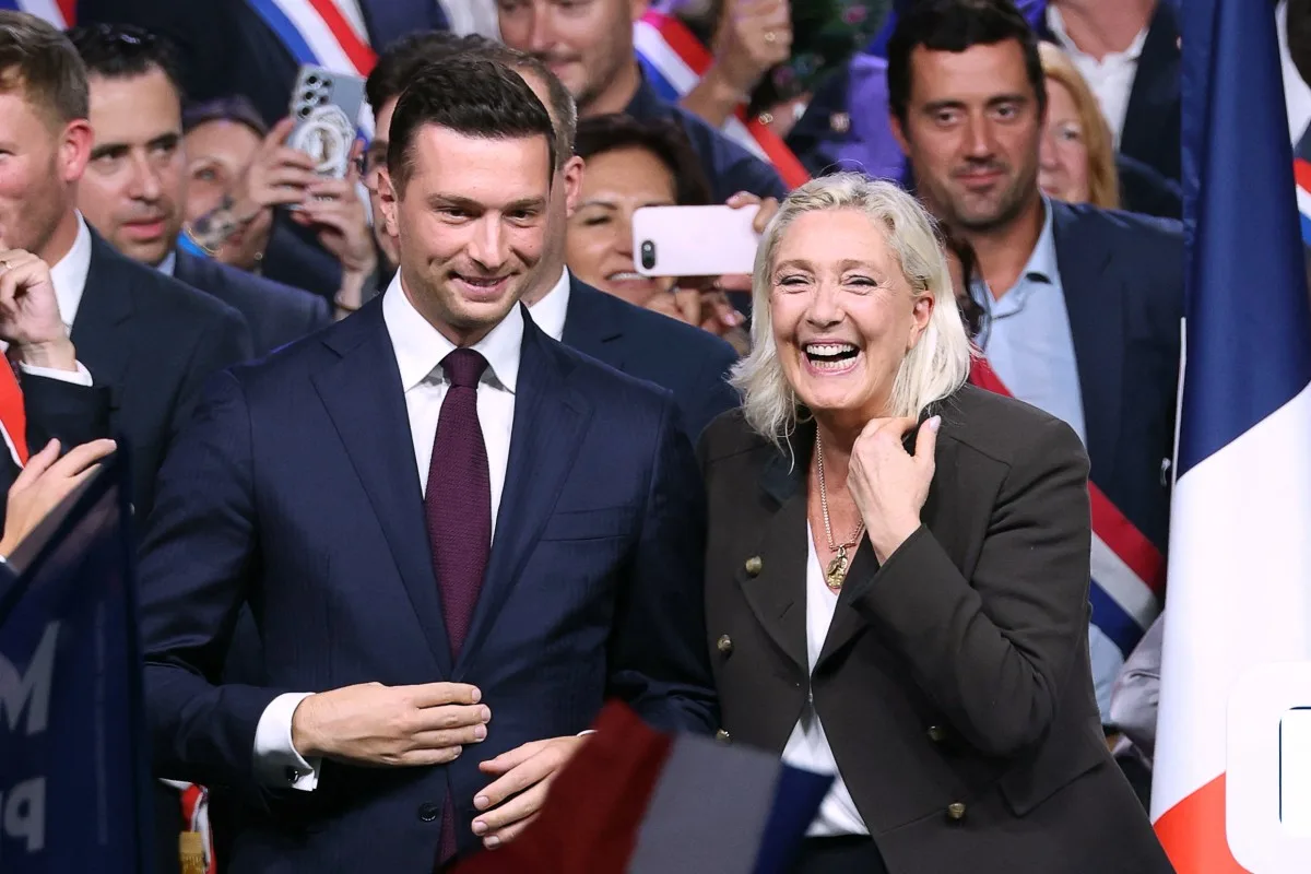 En rentrée politique à Hénin-Beaumont, Marine Le Pen met l'accent sur le logement et les fondamentaux du RN