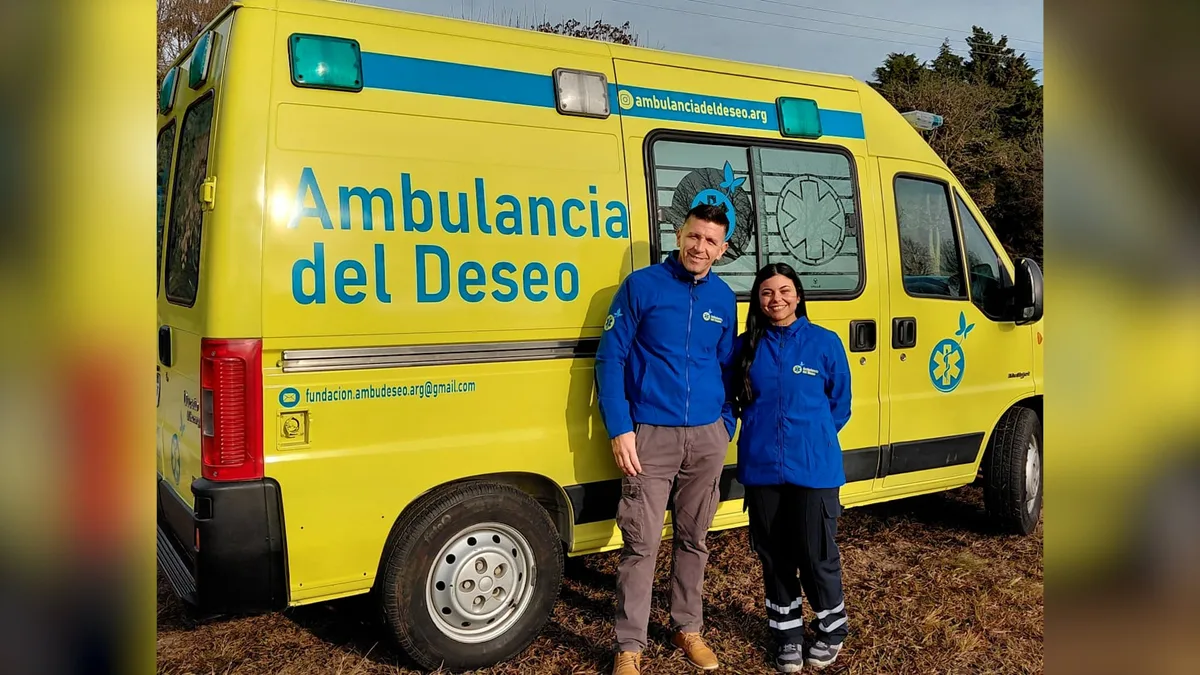 La ambulancia amarilla que conmueve a Rosario: lleva a pacientes terminales a cumplir sus últimos deseos