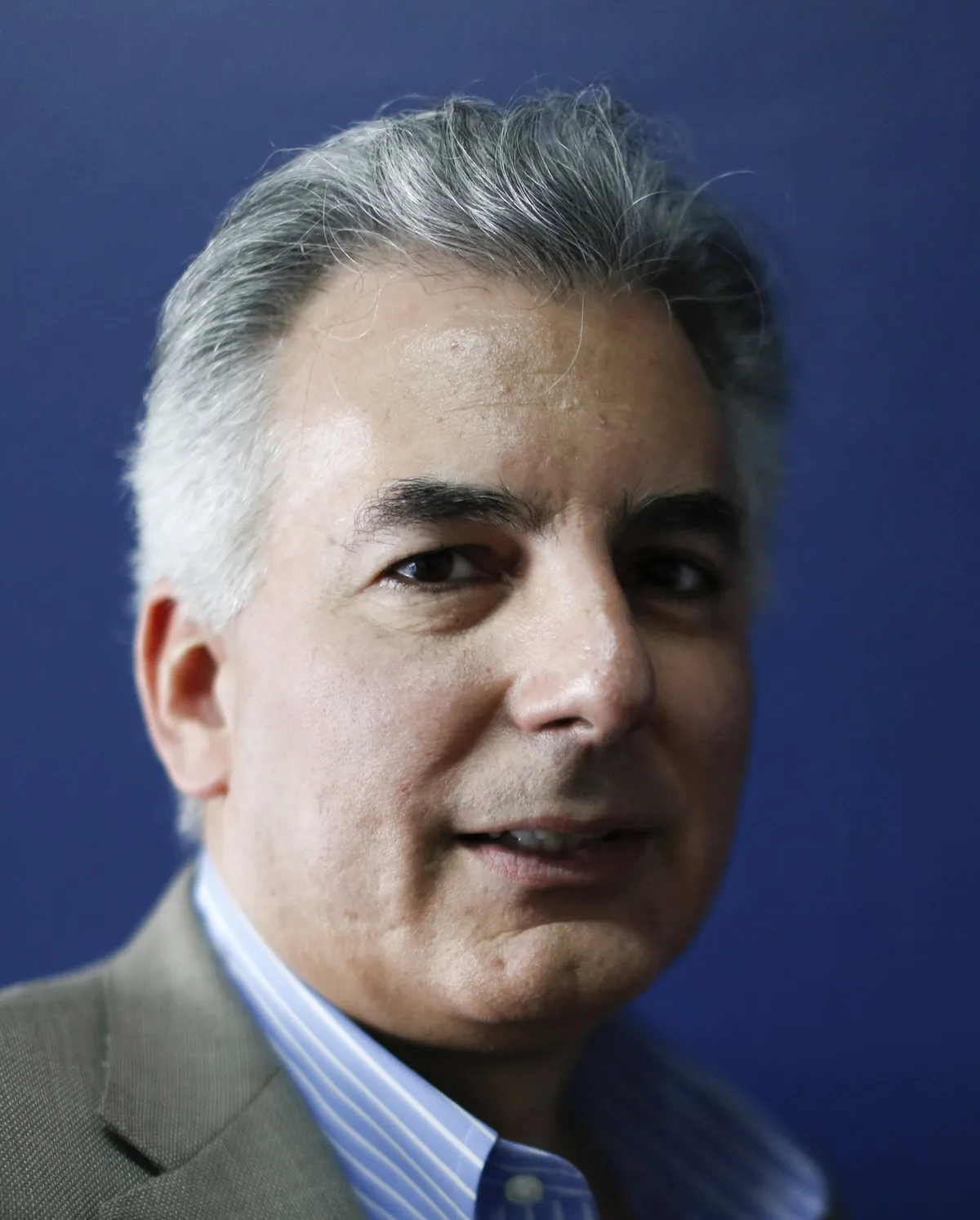 El hijo de Vargas Llosa será el nuevo embajador de Perú en Estados Unidos