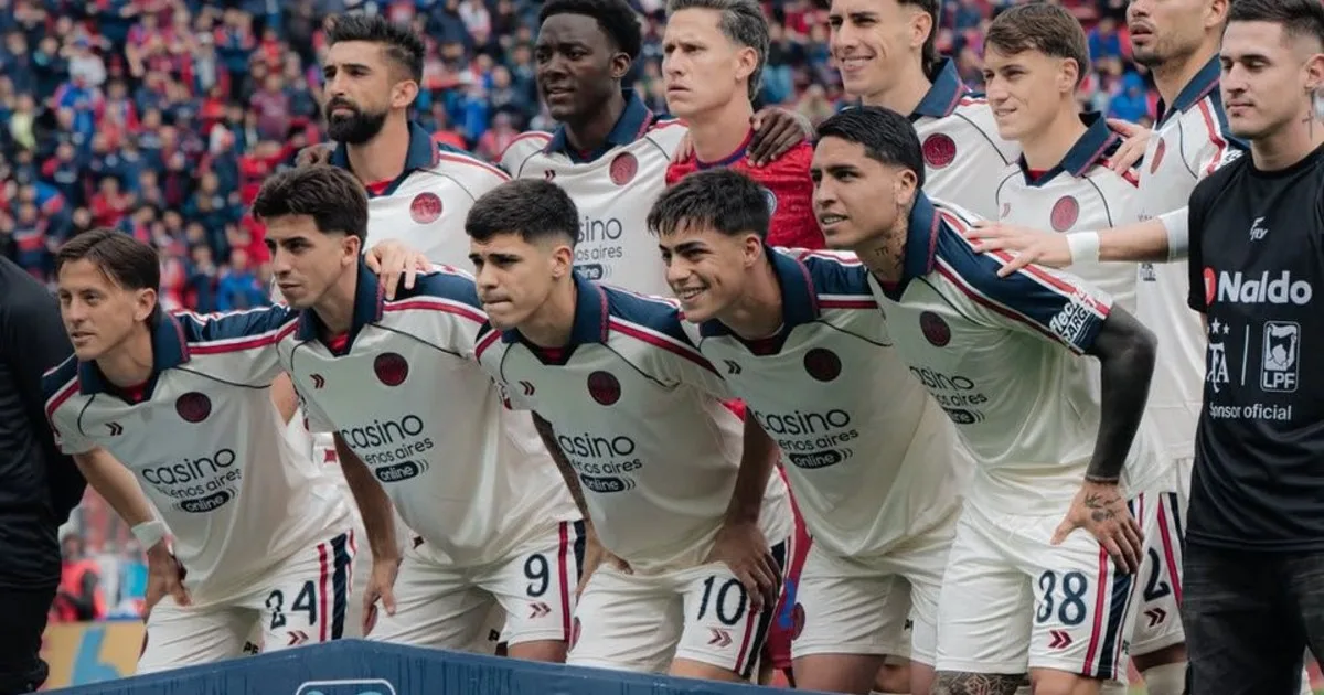 Clima caliente en San Lorenzo: silbidos en la salida del equipo, el "jugadores mediocres" y cancha al 50%