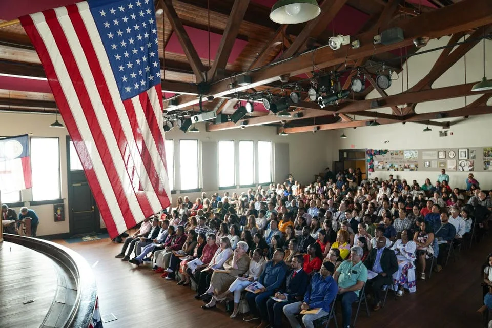 U.S. Citizenship To Cost $1,280 While Renunciation Only Costs $450