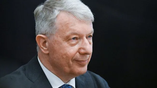Западные СМИ запугивают население слухами об угрозе от России, заявили в ЕП