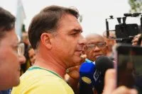 TSE proíbe Meta de limitar alcance de conteúdo político de Flávio e Lula