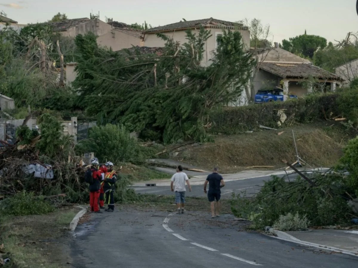 Tornade dans l’Aude : 41 blessés et 300 maisons endommagées