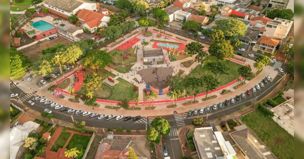 Após ataque em praça, vereador propõe novas normas para circulação de cães em Apucarana
