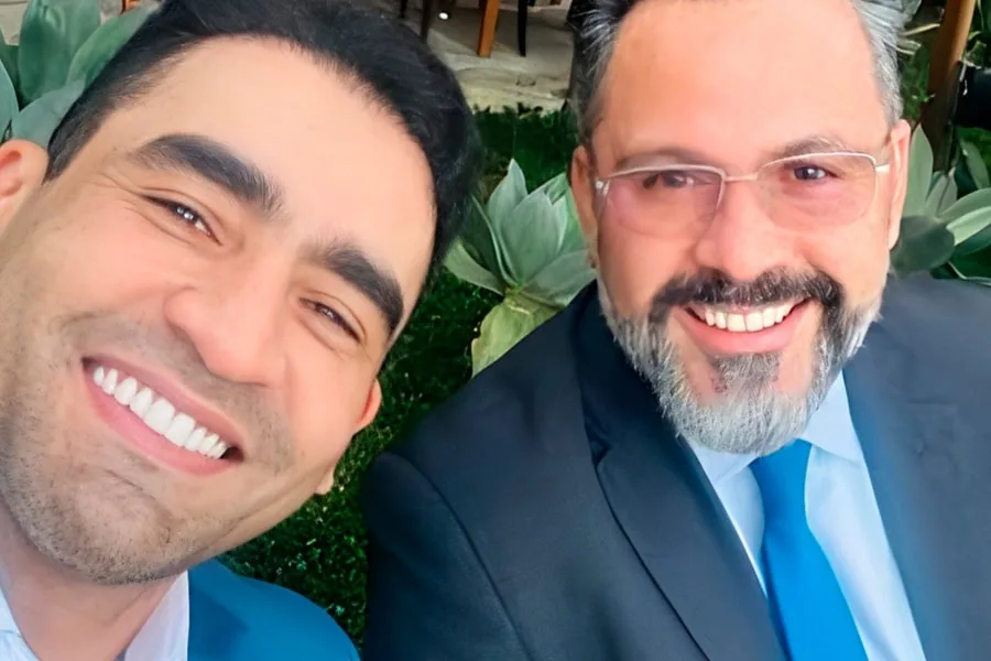 Suplente de Alan Rick acusa governo de “perseguição”, e Justiça nega pedido de Mailza para retirar publicação
