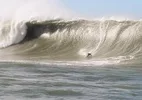 Evento inédito no Brasil quer coroar novo campeão mundial de ondas gigantes